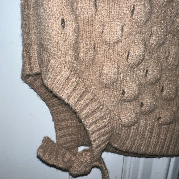 Chunky Knit Turtleneck Sweater Vest - Brown - Picture 10 of 10